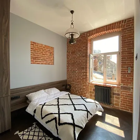 Apartament 3 Separate Bedrooms Lwów